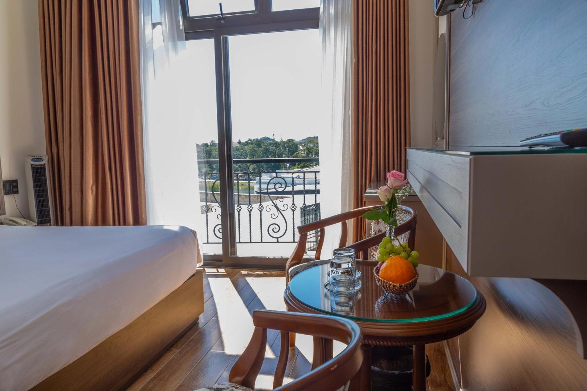 Win Hotel Dalat Bagian luar foto